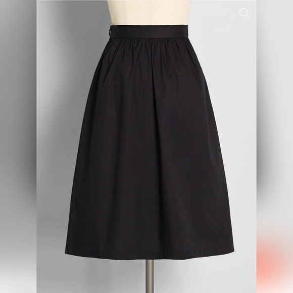 *ModCloth x Hello Kitty Let's Go Rainbow A-Line Skirt - Picture 3 of 5